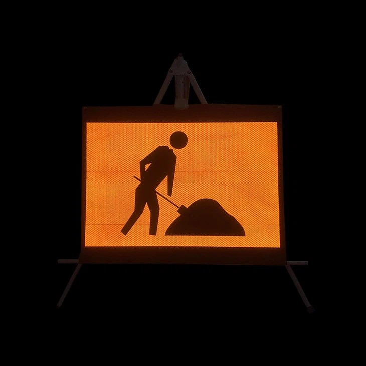 Australia Man At Work Reflective Tripod Roll Up Sign Kit